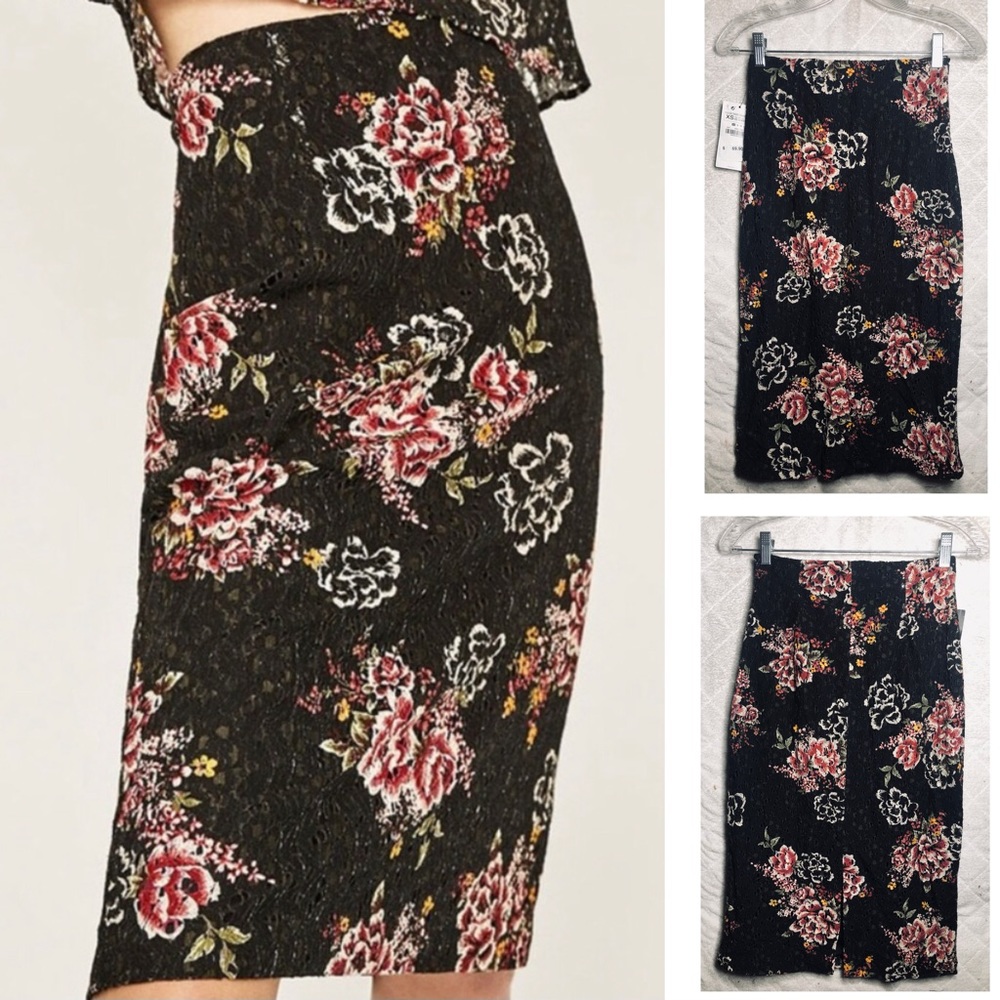 MNWT ZARA FLORAL PRINT GUIPURE LACE SKIRT